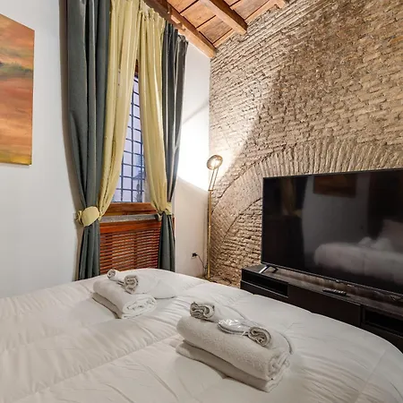 Apartment Fico Giallo - Piazza Navona