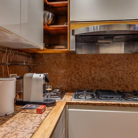 Fico Giallo - Piazza Navona Apartment Rome